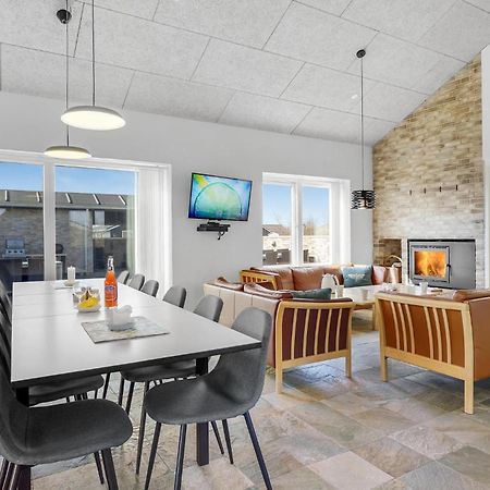 Nice Home In Tarm With Kitchen ภายนอก รูปภาพ