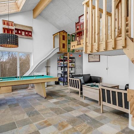 Nice Home In Tarm With Kitchen ภายนอก รูปภาพ